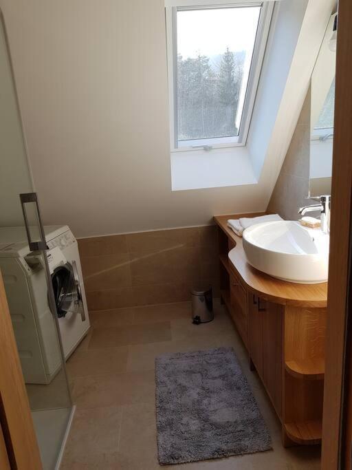 Chalet-Suedsteiermark - Traumhafte Aussicht, Infinity Pool, Privatsphaere, Klima Und De-Luxe Ausstattung Schwanberg 外观 照片