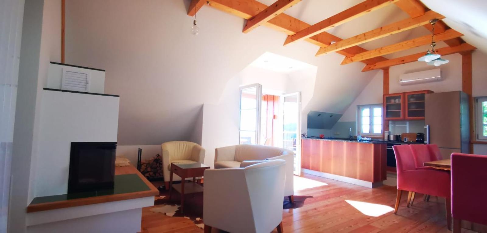 Chalet-Suedsteiermark - Traumhafte Aussicht, Infinity Pool, Privatsphaere, Klima Und De-Luxe Ausstattung Schwanberg 外观 照片